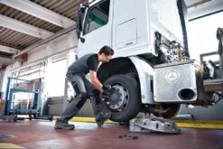 Bosch Professional GDS 18V-1050 HC Accu Slagmoeraanzetter 3/4 Inch | 18 Volt | Solo | + L-Boxx [0.601.9J8.201] -Bosch Winkel Bosch Blauw GDS 18V 1000 C 0.601.9J8.001 ext 2 1