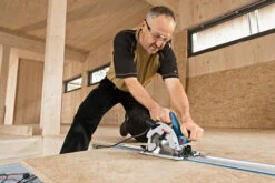 Bosch Professional GKS 55+ GCE Cirkelzaag | 165 Mm | 1350 Watt | FSN Compitable | HM-zaagblad [0.601.682.100] -Bosch Winkel Bosch Blauw GKS 55 GCE 0.601.682.100 ext 2 1